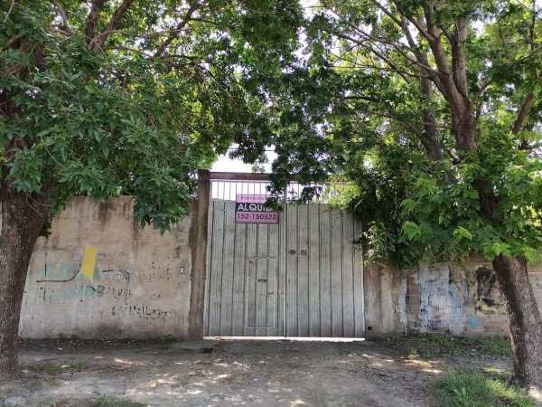 GALPON 200 M2 EN BARRIO BELLA VISTA 