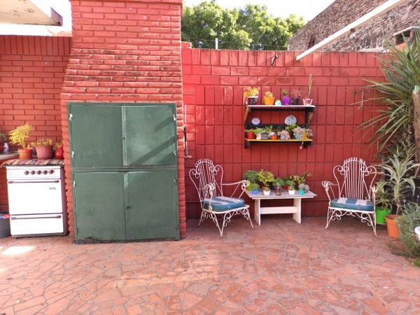 CASABLANCA AL 1200. Impecable, 3 dormitorios y cochera.