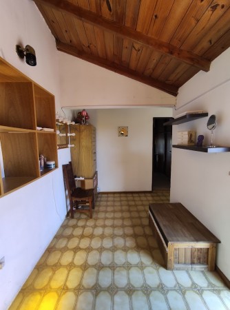 CASABLANCA AL 1200. Impecable, 3 dormitorios y cochera.