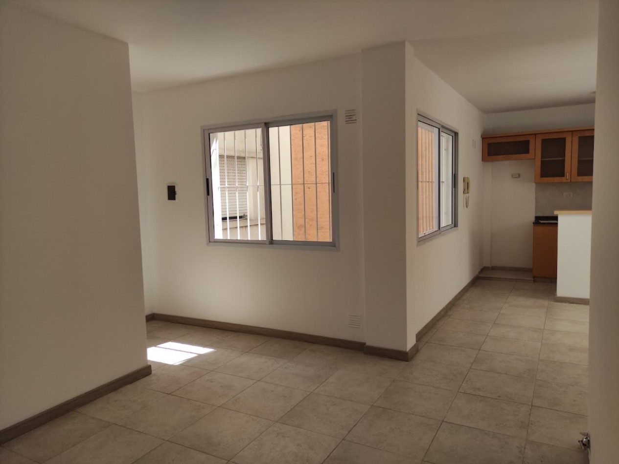 DEPARTAMENTO 2 DORMITORIOS BARRIO ABASTO