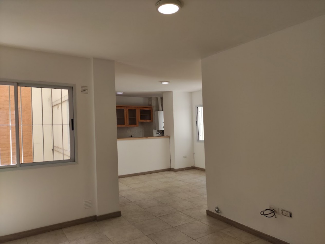 DEPARTAMENTO 2 DORMITORIOS BARRIO ABASTO