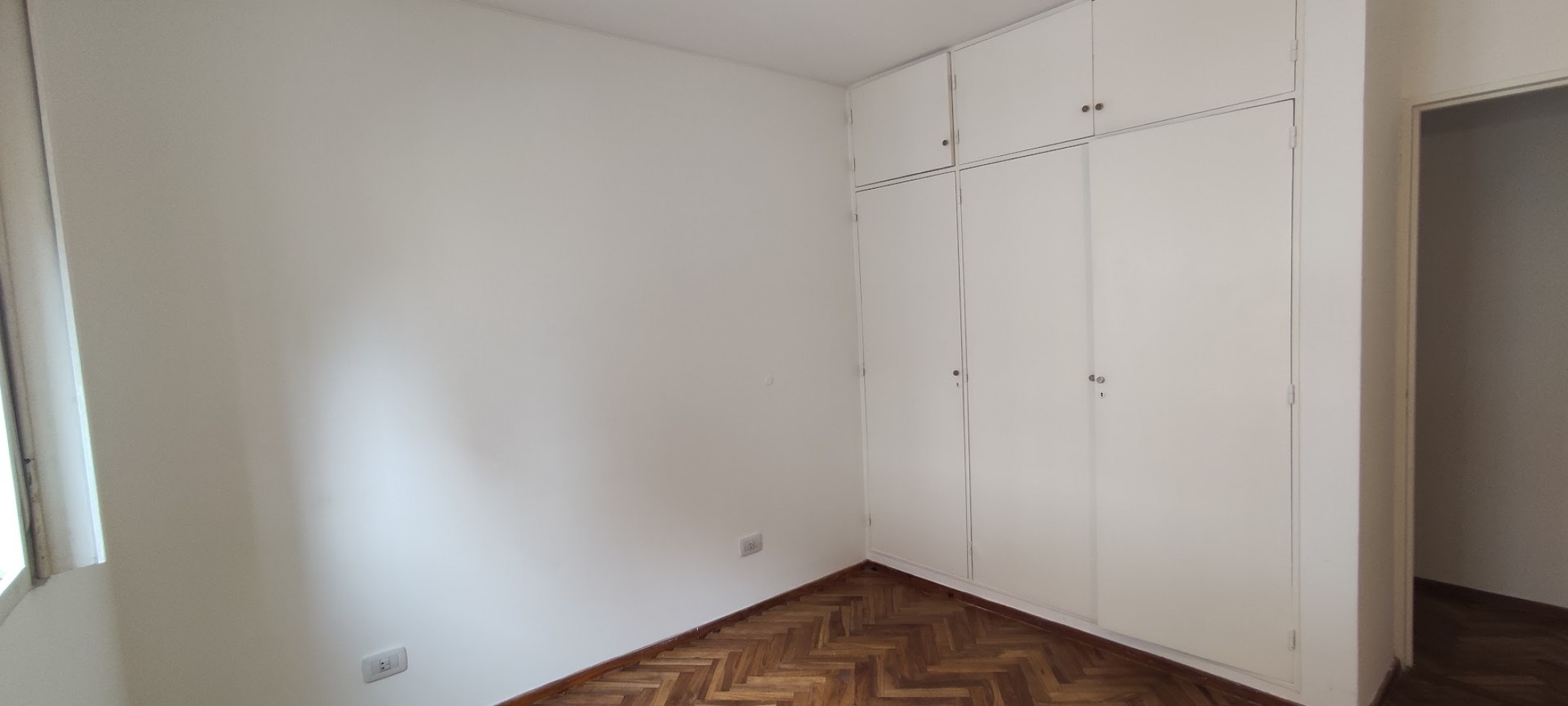 DEPARTAMENTO DOS DORMITORIOS Y COCHERA - APTO CREDITO HIPOTECARIO