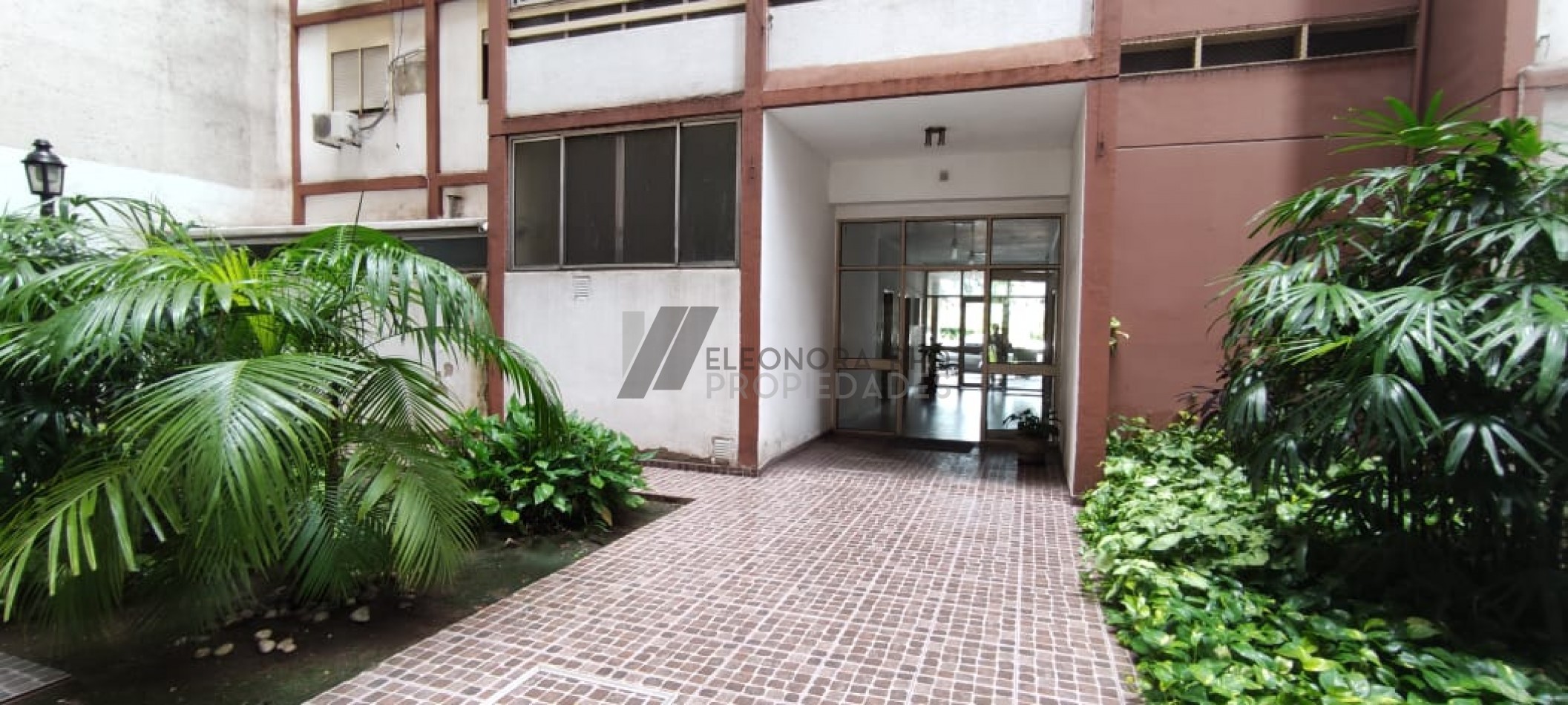 DEPARTAMENTO 2 DORMITORIOS Y COCHERA - APTO CREDITO HIPOTECARIO