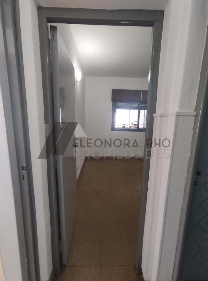 CASA 2 DORMITORIOS Y COCHERA
